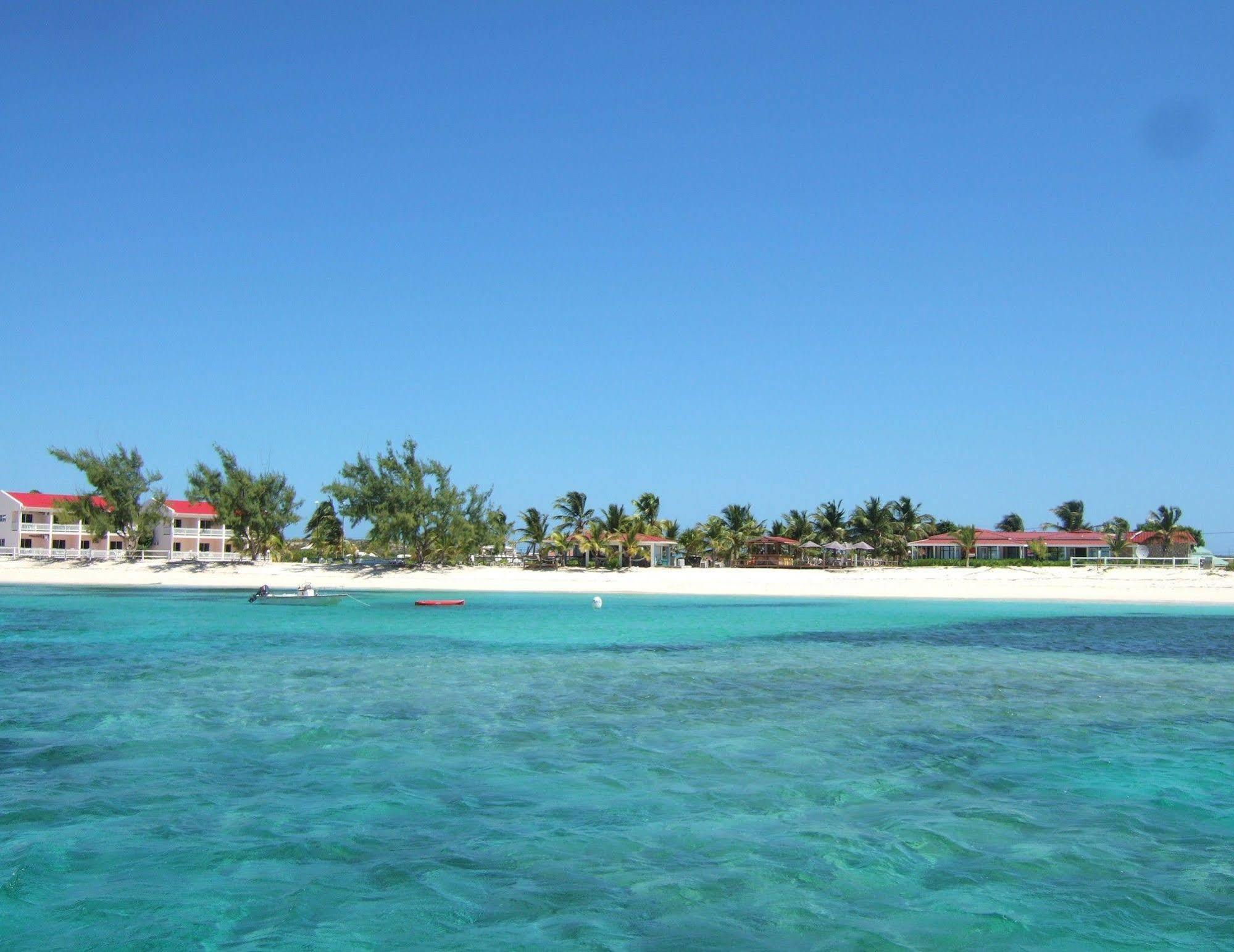 Bohio Dive Resort Cockburn Town Екстер'єр фото